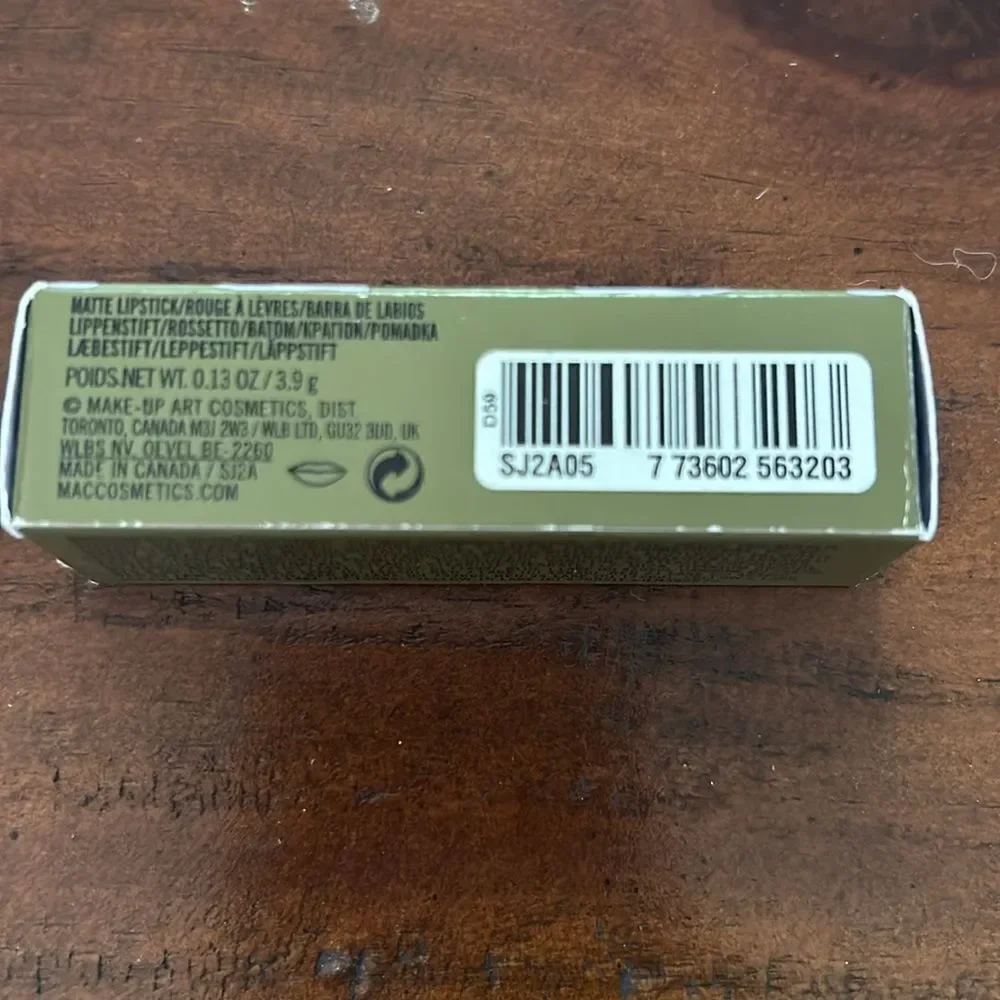 MAC Lunar Illusions Limited Edition Lipstick in Marrakesh New In Box Ipsy bag